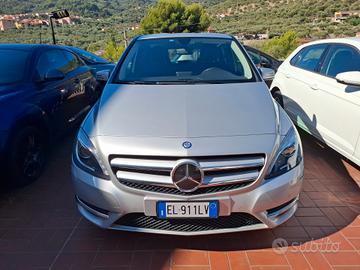 Mercedes-benz B 200 CDI BlueEFFICIENCY Premium