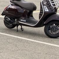 Vespa gts 300