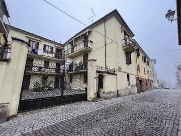 Immobile in asta di 86 m² con 3 locali a Tortona