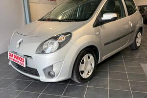 Renault Twingo NEOPATENTATI