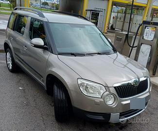 Skoda Yeti 1.2 TSI Adventure  31.000 km!