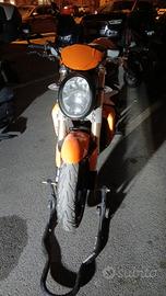 MV AUGUSTA BRUTALE 989r 