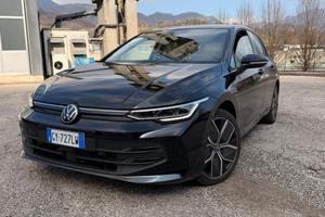 Volkswagen Golf 8.5 (2025) 2.0 TDI 116 CV Edition