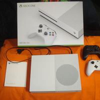 XBOX ONE S 500 GB CON 2 CONTROLLER E SCATOLA