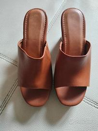 Sabot donna in pelle colore cammello, tg36, nuove