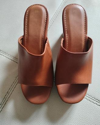 Sabot donna in pelle colore cammello, tg36, nuove