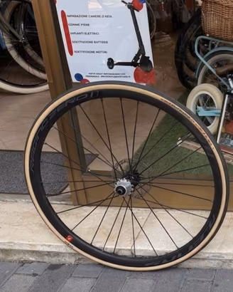 Ruote fulcrum zero db