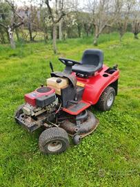 trattorino tagliaerba 