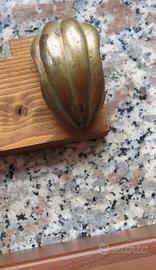 Antica maniglia particolare in ottone pieno - cred