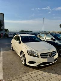Mercedes Classe A 180 CDI Sport Automatico – 2014