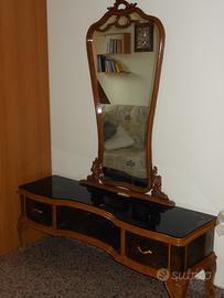 Consolle e specchiera