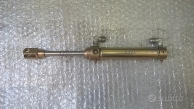 Revisione pistone capote Peugeot 205 Cabrio