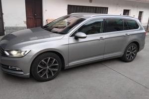 Volkswagen Passat 2.0 TDI Bluemotion 150 CV