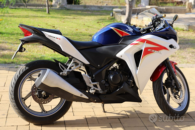 Honda cbr 250 r