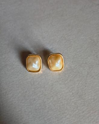 Orecchini Givenchy con perla vintage