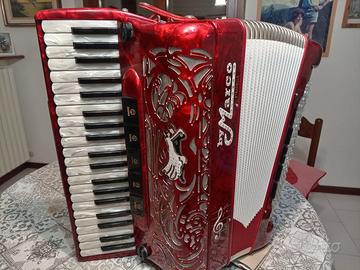 Fisarmonica by Marco