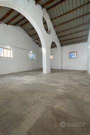 Magazzino/deposito zona confine Francia