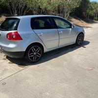 Volkswagen Golf 5 2.0 140 cv