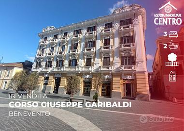 Appartamento con giardino in palazzo Roscio