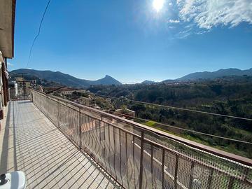 Semicentro. Luminoso 3 vani e acc