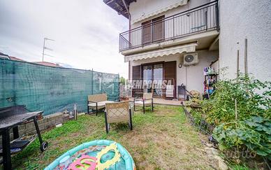 MORNAGO - TRILOCALE CON BOX E GIARDINO