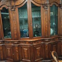 Mobile dispensa e cristalliera in stile Fiorentino