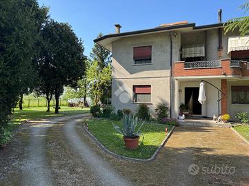 BIFAMILIARE A PIAZZOLA SUL BRENTA
