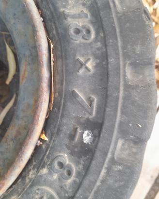 Pneumatici pieni muletto