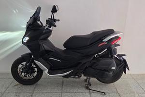 Scooter Aprilia SRGT 125