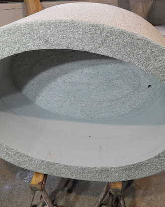 Fontana in granito,beola Luserna,
