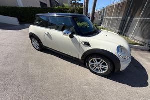 MINI COOPER D