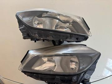 (Sped. Inclusa) FARI ANTERIORI MERCEDES_BENZ -W176