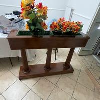 Fioriera in legno massello con base a colonne