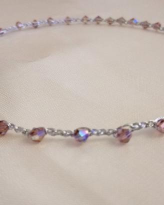 Collana girocollo all'uncinetto con cristalli