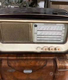 Mobile Radio Giradischi Vintage Magnadyne