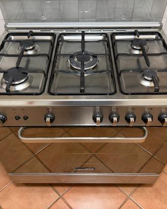 Cucina a gas con forno a gas – 5 fuochi