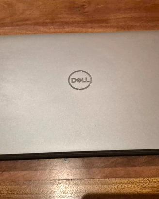 I7 DELL PRECISION 3551 Core i7-10750H 15.6" i7RAM