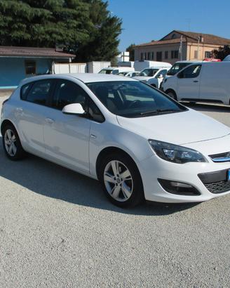 Opel Astra 1.7 CDTI 110CV 5 porte Elective - 2014
