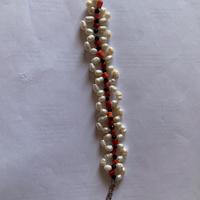 Bracciale di perle e corallo