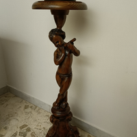 Colonna d'antiquariato in legno