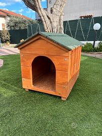 Cuccia per cane di media-piccola taglia in legno