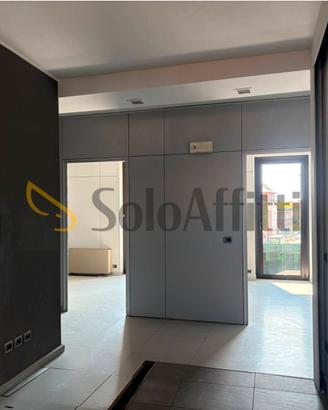 N. 3 locali -cabine per tatuatori o massaggiatori