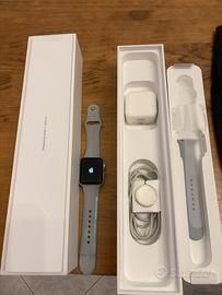 Apple watch serie 3 - 42 mm - gps - batteria 94%