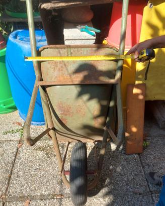 Carriola da muratore