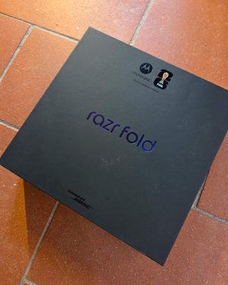 Motorola razr fold 16GB/512GB Lily White NUOVO
