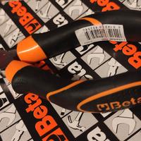 pinza a becchi Beta 