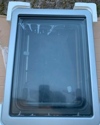 Finestra Dometic Seitz