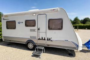 Roulotte Caravelair Antares lux 496(2009)6posti
