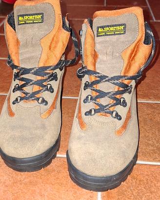 Scarponi trekking LA SPORTIVA pelle scamosciata