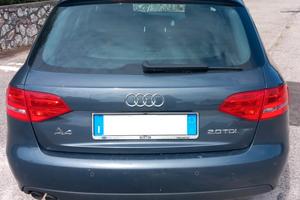 AUDI A4 AVANT S-LINE